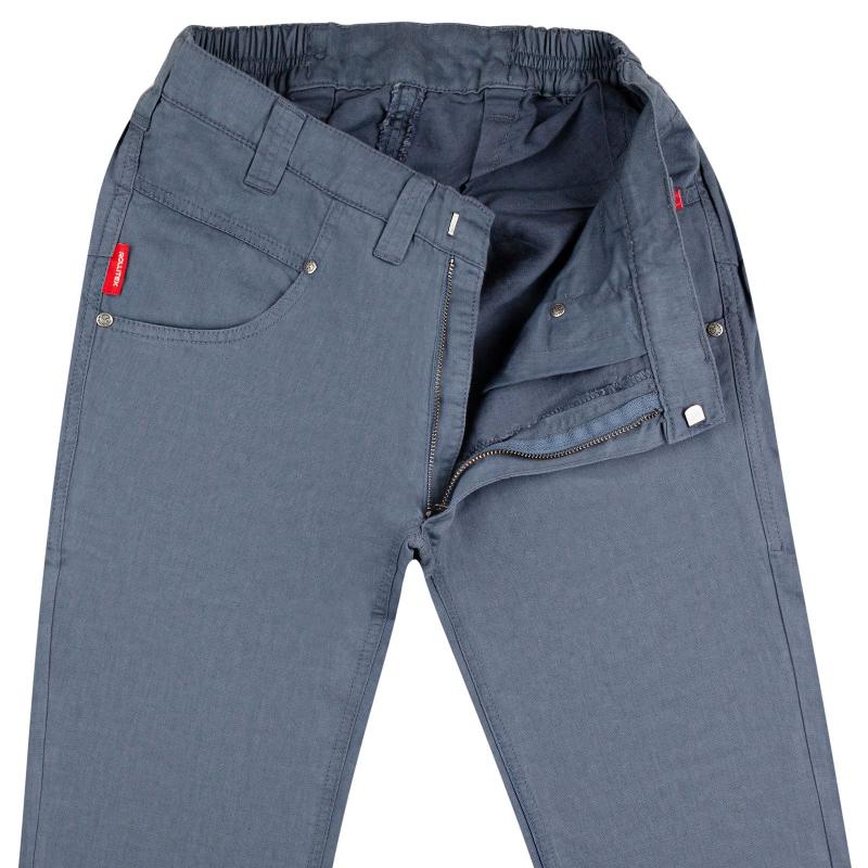 Slim-fit trousers in a linen blend 