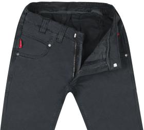 Slim-Fit Wonder-Soft Jeans made from stretch denim 